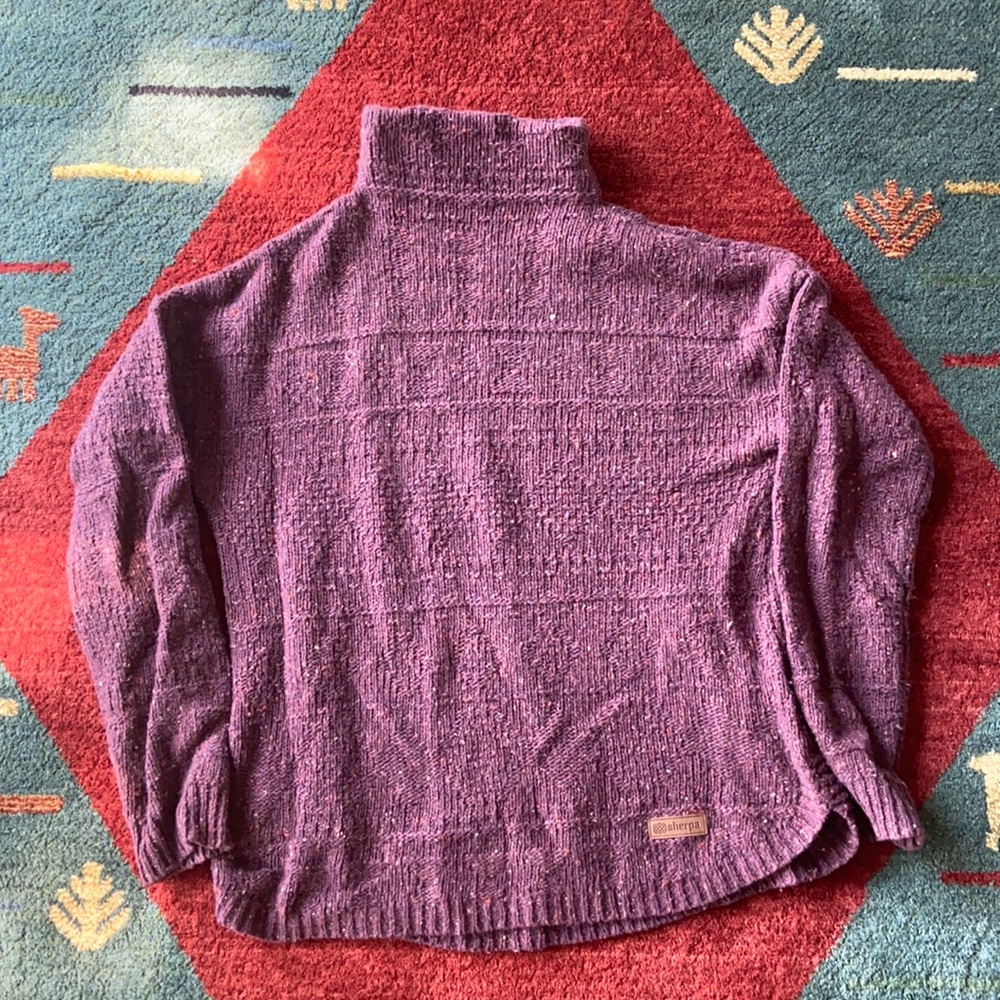 Sherpa Adventure Gear Yuden pullover